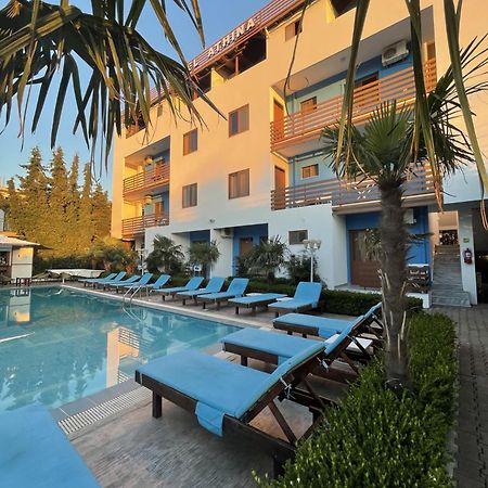 Hotel Athina เวลิโปเยอ ภายนอก รูปภาพ