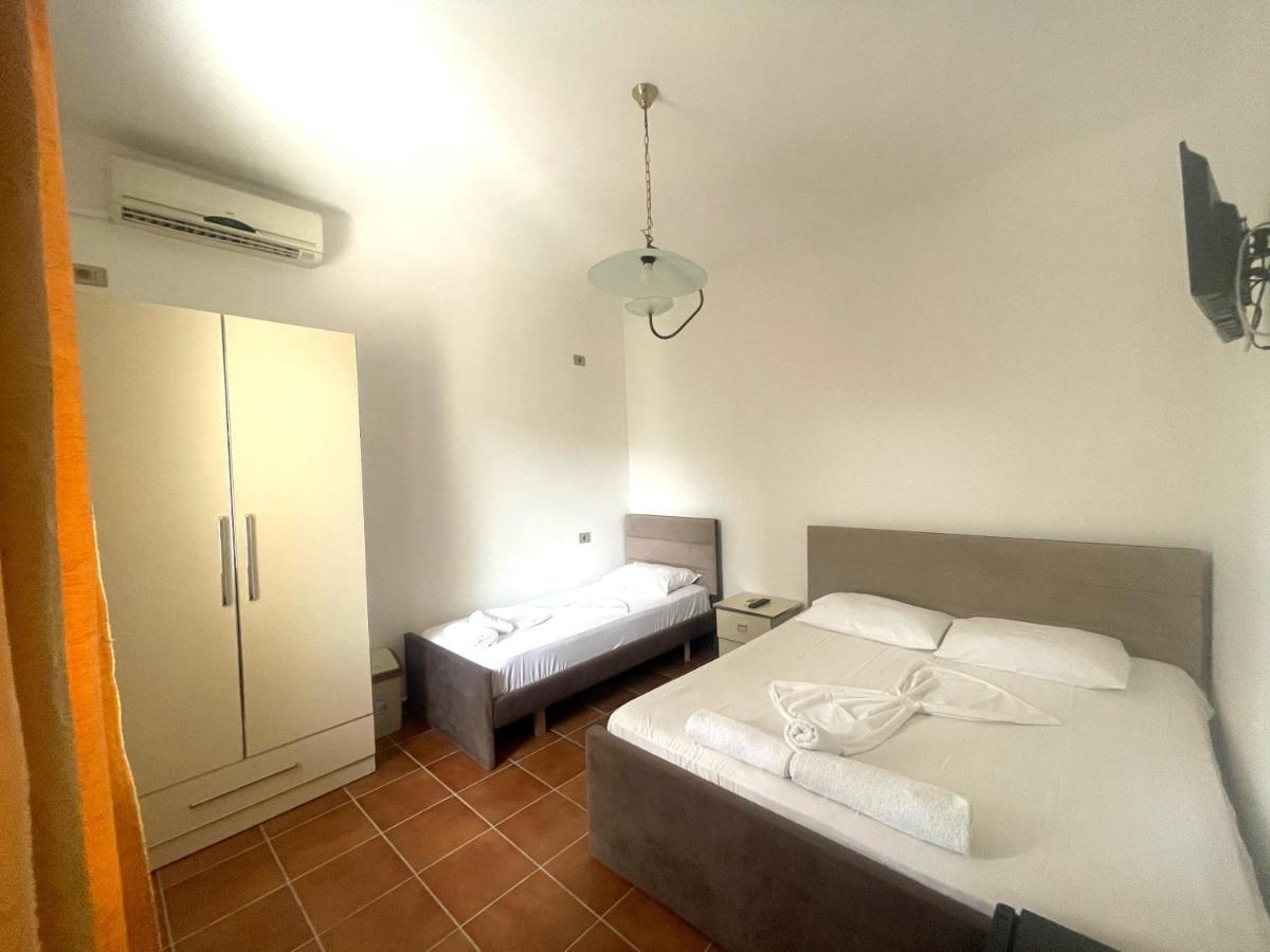 Hotel Athina เวลิโปเยอ ภายนอก รูปภาพ