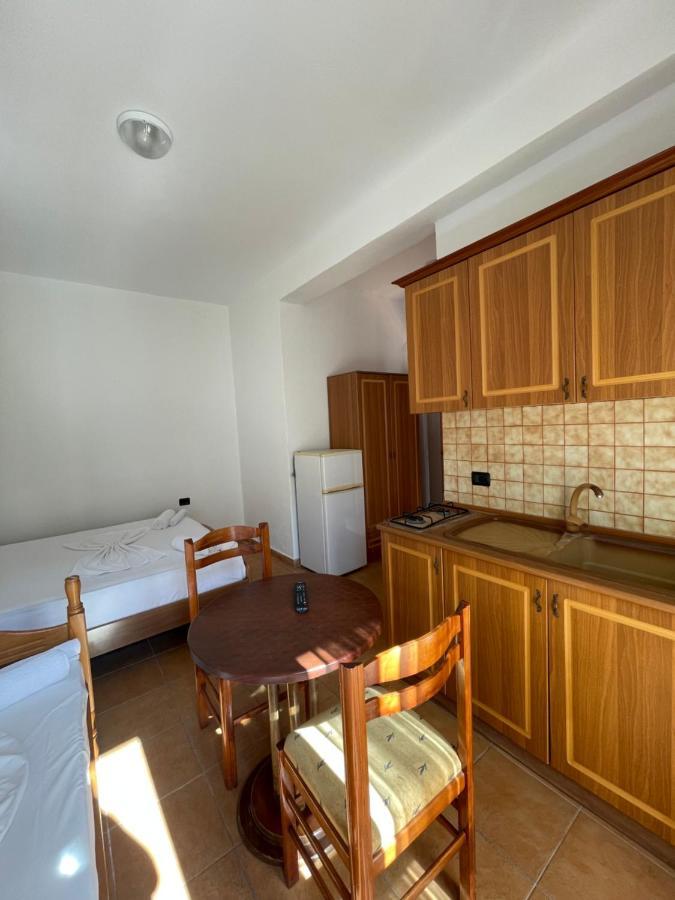 Hotel Athina เวลิโปเยอ ภายนอก รูปภาพ