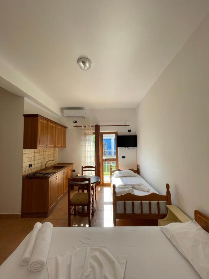 Hotel Athina เวลิโปเยอ ภายนอก รูปภาพ