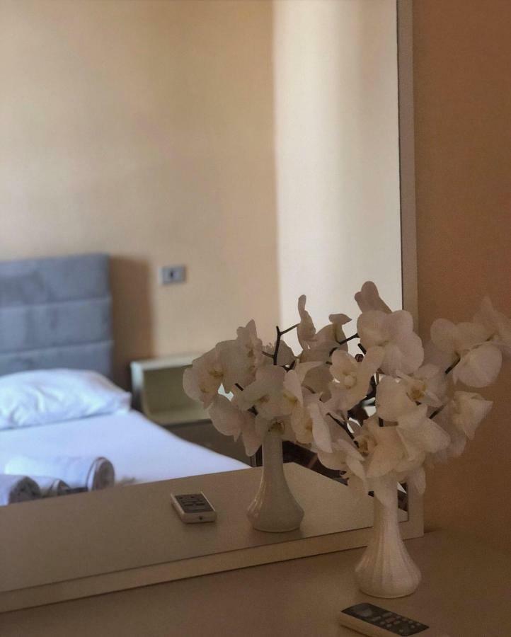 Hotel Athina เวลิโปเยอ ภายนอก รูปภาพ