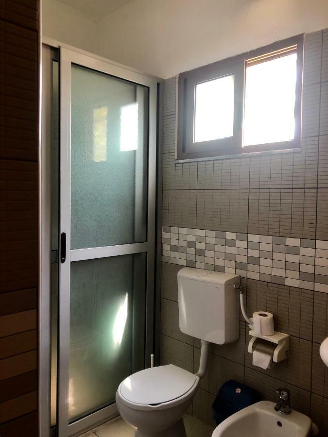 Hotel Athina เวลิโปเยอ ภายนอก รูปภาพ